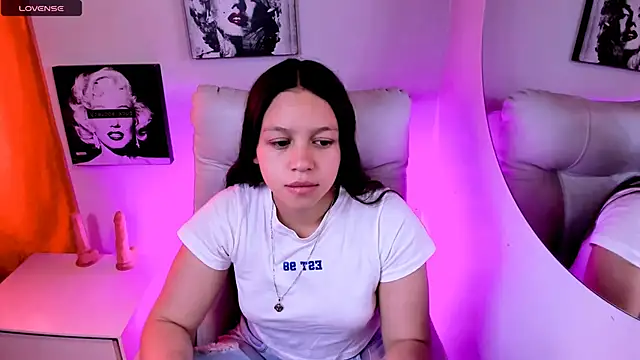 SamanthaRoldaan online show from 03-23-26, 06:19