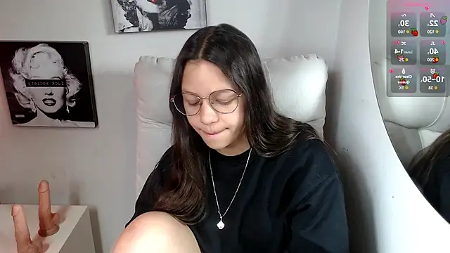 SamanthaRoldaan online show from 11-13-25, 03:49