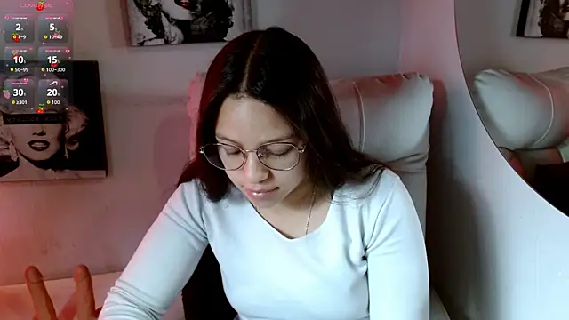 Snapshot of SamanthaRoldaan chatting on 09-13-25, 02:39 SamanthaRoldaan online show from 09-13-25, 02:39