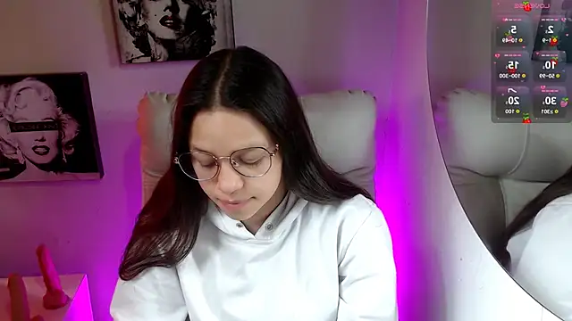 SamanthaRoldaan online show from 11-19-25, 01:55