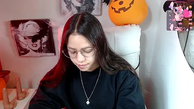 SamanthaRoldaan online show from 10-27-25, 02:40