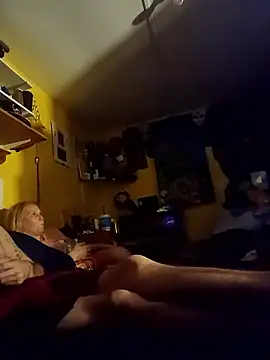 AutumnLights420 online show from 01-10-26, 07:47