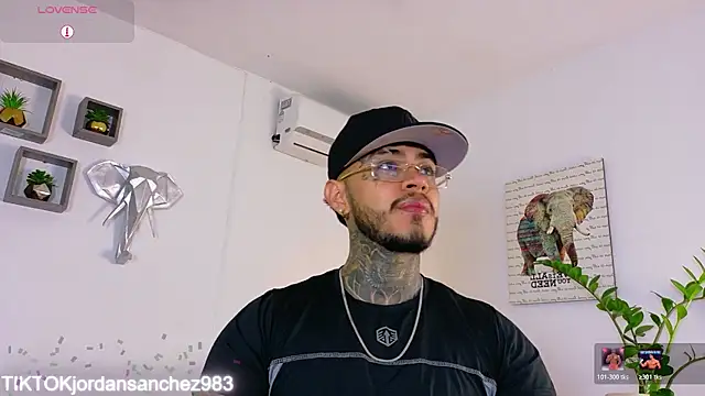 JordanSmiith  online show from 02-10-26, 08:08