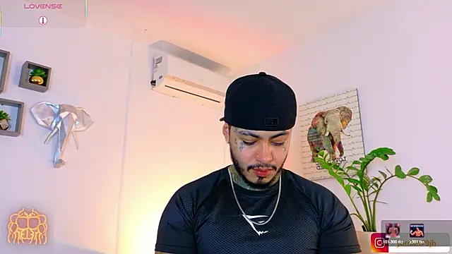JordanSmiith  online show from 07-17-26, 09:23