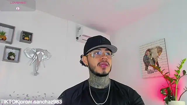 JordanSmiith  online show from 01-31-26, 08:29