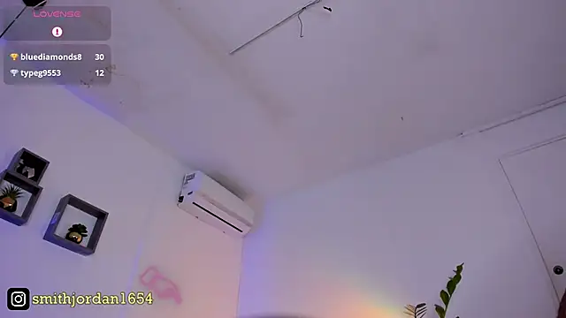 JordanSmiith  online show from 03-07-25, 11:49