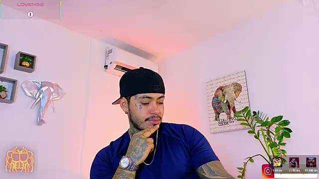 JordanSmiith  online show from 06-25-26, 08:14