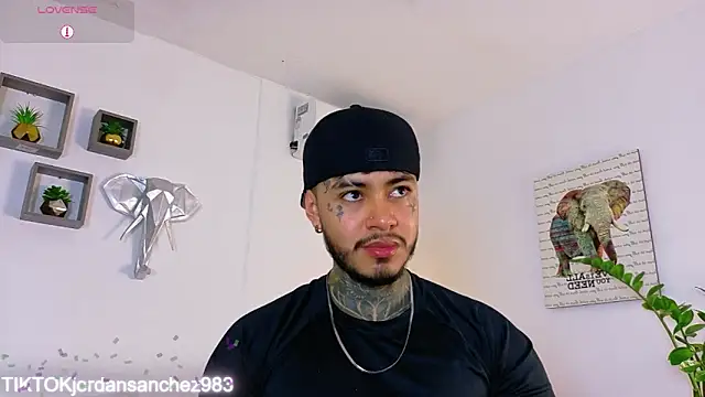 JordanSmiith  online show from 02-11-26, 07:58