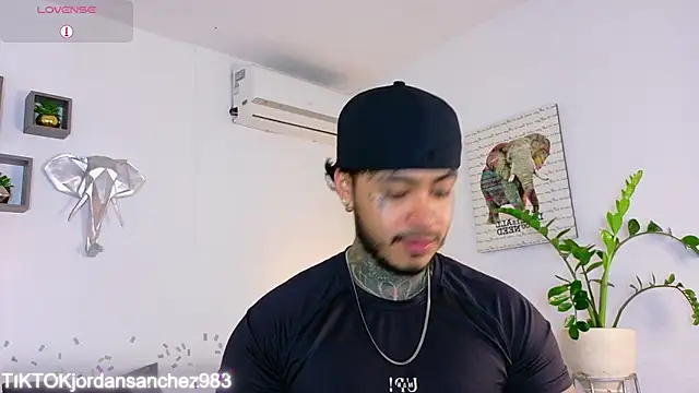 JordanSmiith  online show from 02-02-26, 08:52