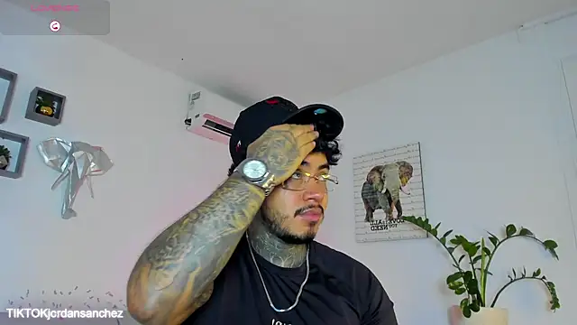 JordanSmiith  online show from 01-17-26, 09:07