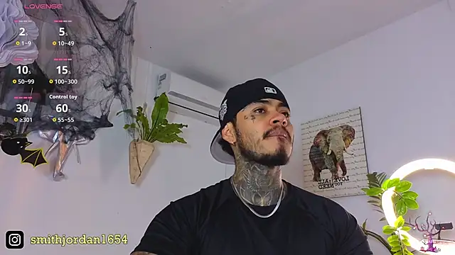 JordanSmiith  online show from 10-25-25, 09:04