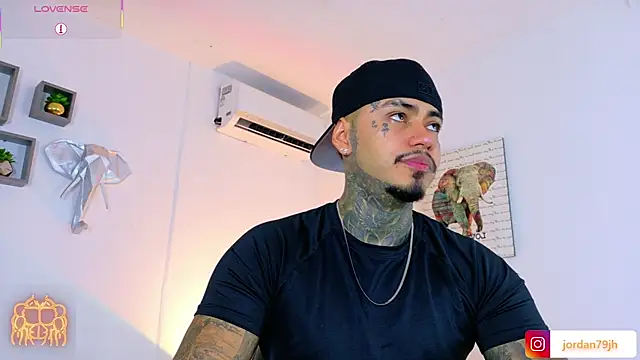 JordanSmiith  online show from 07-22-26, 08:33