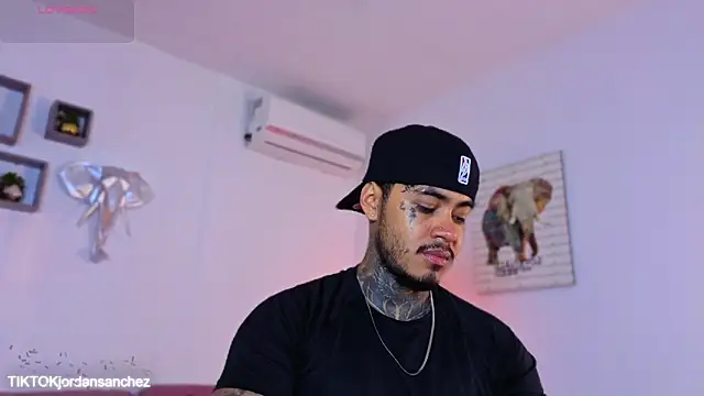 JordanSmiith  online show from 01-09-26, 08:49