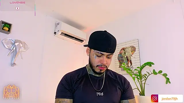JordanSmiith  online show from 07-18-26, 08:28