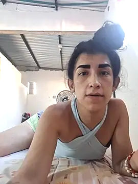 nicolehotshemale online show from 10-21-25, 09:25