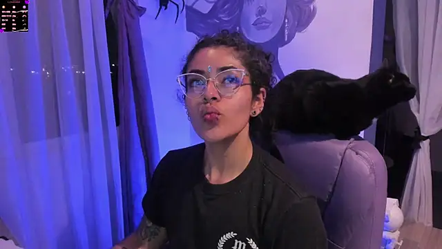 witchviolet online show from 12-01-25, 03:29