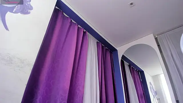 Snapshot of witchviolet chatting on 05-31-26, 04:02 witchviolet online show from 05-31-26, 04:02