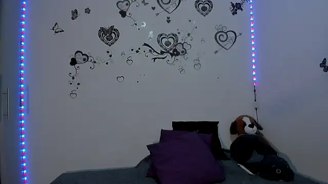 Linisprincehot69 online show from 03-07-26, 03:57