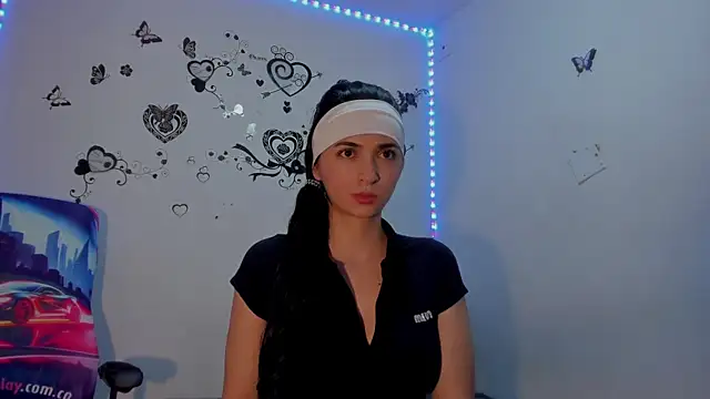 Linisprincehot69 online show from 06-18-26, 05:39