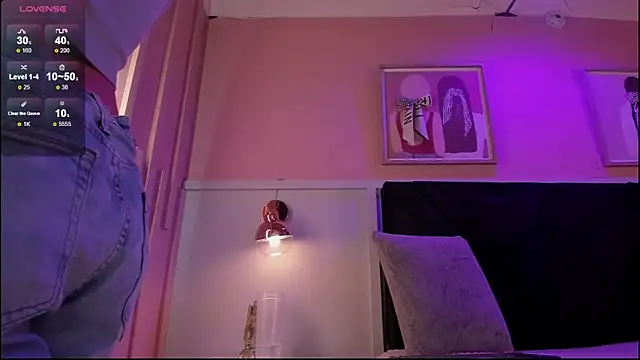 Snapshot of chloe_watson_ chatting on 02-26-26, 08:09 chloe watson online show from 02-26-26, 08:09