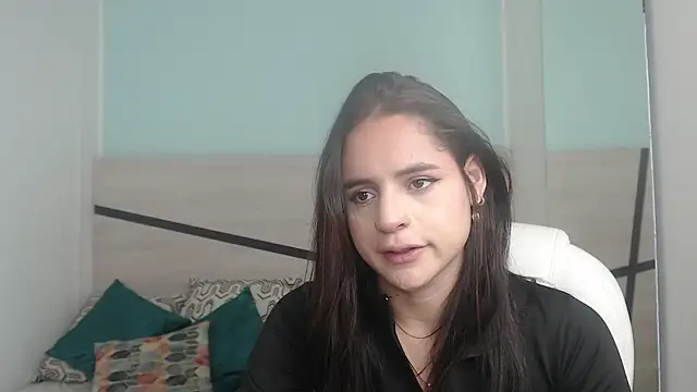 Snapshot of heidy_hoiss chatting on 01-07-25, 02:51 heidy hoiss online show from 01-07-25, 02:51