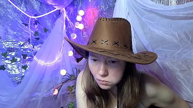 Snapshot of Jony_Marta chatting on 10-16-25, 02:58 Jony Marta online show from 10-16-25, 02:58