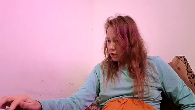 Snapshot of Jony_Marta chatting on 03-22-25, 11:53 Jony Marta online show from 03-22-25, 11:53