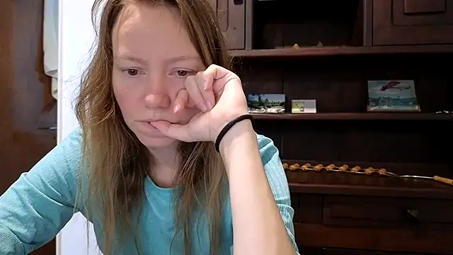 Snapshot of Jony_Marta chatting on 03-08-25, 04:50 Jony Marta online show from 03-08-25, 04:50