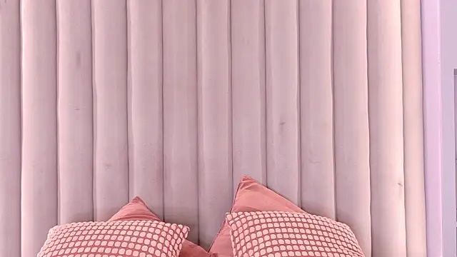 Snapshot of eva_daemon chatting on 04-02-26, 11:50 eva daemon online show from 04-02-26, 11:50