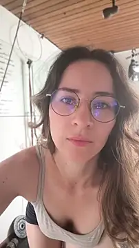 ssara miranda online show from 04-24-26, 03:47