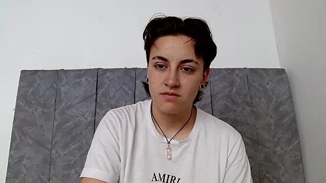 linda 33 online show from 11-24-25, 07:03