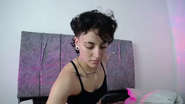 linda 33 online show from 01-13-26, 06:45