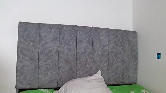 linda 33 online show from 11-06-25, 03:27