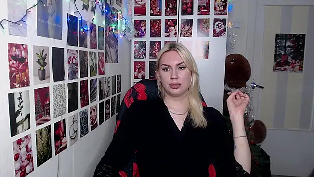 CapriScorpion online show from 12-20-25, 03:15