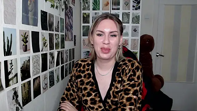 CapriScorpion online show from 09-17-25, 01:46