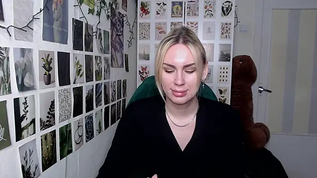 CapriScorpion online show from 01-18-26, 04:43