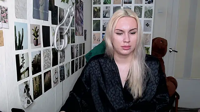 CapriScorpion online show from 10-22-25, 12:15