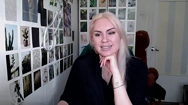 CapriScorpion online show from 10-07-25, 11:33