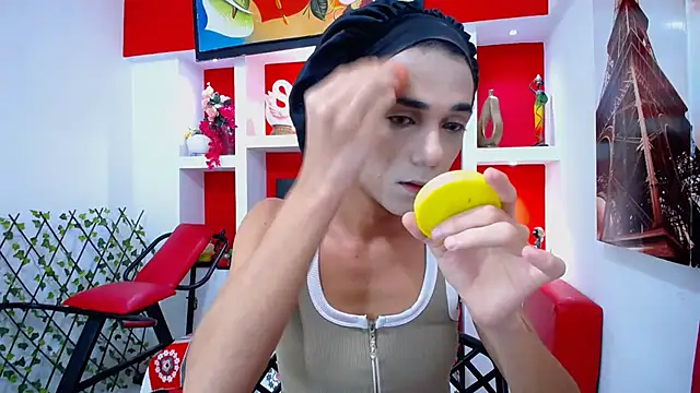 KatrinaQueen1 online show from 11-29-25, 06:19