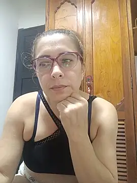 Snapshot of mademonsexy chatting on 07-01-26, 04:02 mademonsexy online show from 07-01-26, 04:02