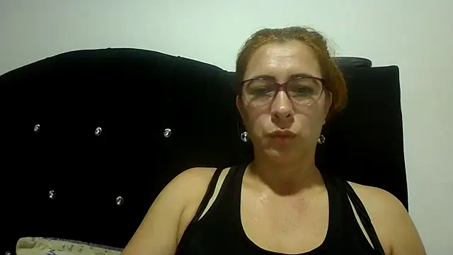 Snapshot of mademonsexy chatting on 07-25-26, 11:00 mademonsexy online show from 07-25-26, 11:00