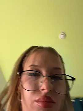 Snapshot of Leyladieistso47 chatting on 03-19-25, 11:14 Leyladieistso47 online show from 03-19-25, 11:14