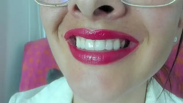 Snapshot of queen_fetish chatting on 07-04-26, 10:58 queen fetish online show from 07-04-26, 10:58