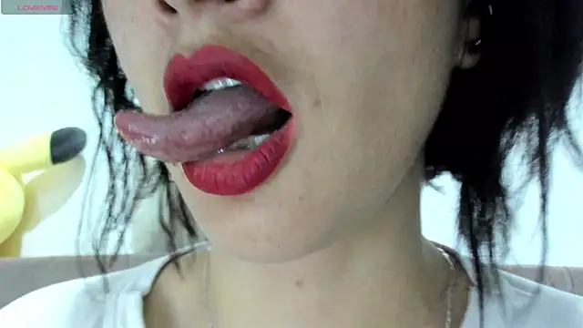 queen fetish online show from 03-04-25, 10:13