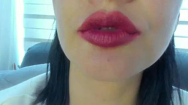 Snapshot of queen_fetish chatting on 07-22-26, 07:49 queen fetish online show from 07-22-26, 07:49