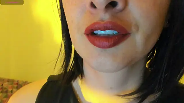 queen fetish online show from 10-05-25, 09:33