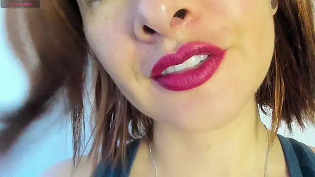 queen fetish online show from 04-16-26, 03:13