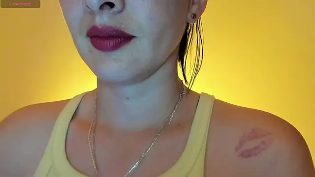 queen fetish online show from 11-19-25, 10:54