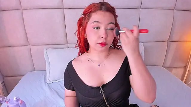 Snapshot of Atenea_cuteee chatting on 02-27-26, 07:24 Atenea cuteee online show from 02-27-26, 07:24