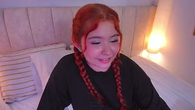 Snapshot of Atenea_cuteee chatting on 02-03-26, 06:22 Atenea cuteee online show from 02-03-26, 06:22